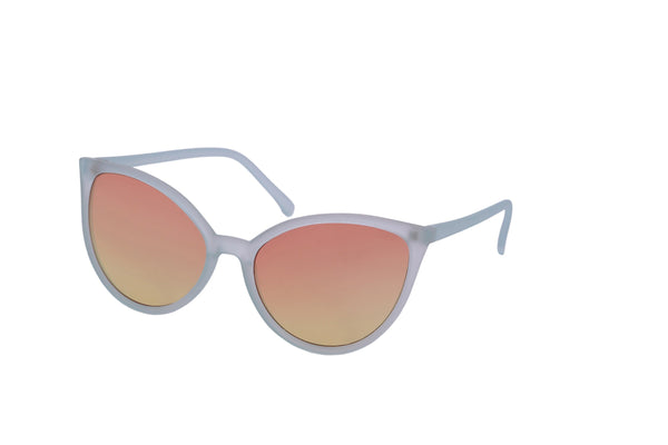 Topaz model feline sunglasses